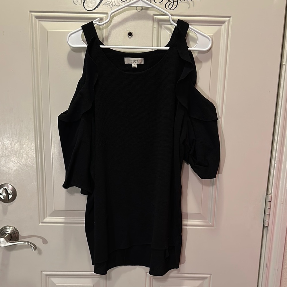 Umgee Collection‎ women’s black  Off The Shoulder Top / Size XL / Box 32-33